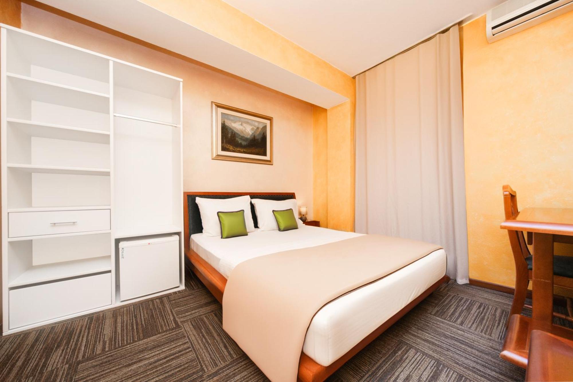 Kerber 3* Podgorica